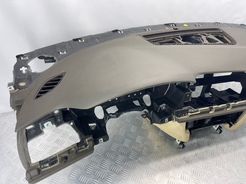 Торпедо с подушкой безопасноти 4G1857001DEJ3 Audi A6