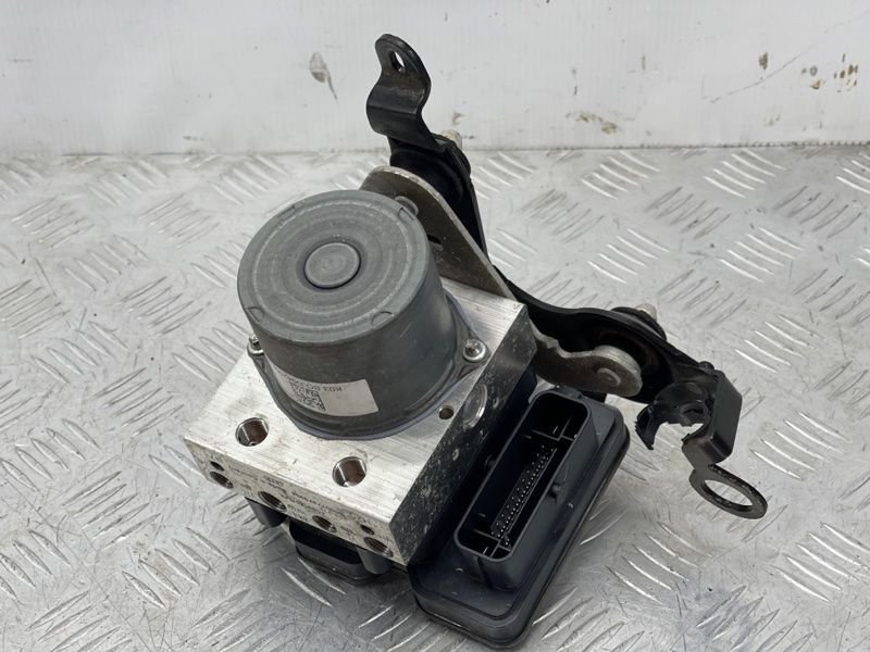 Блок ABS 4G0907379S Audi A7