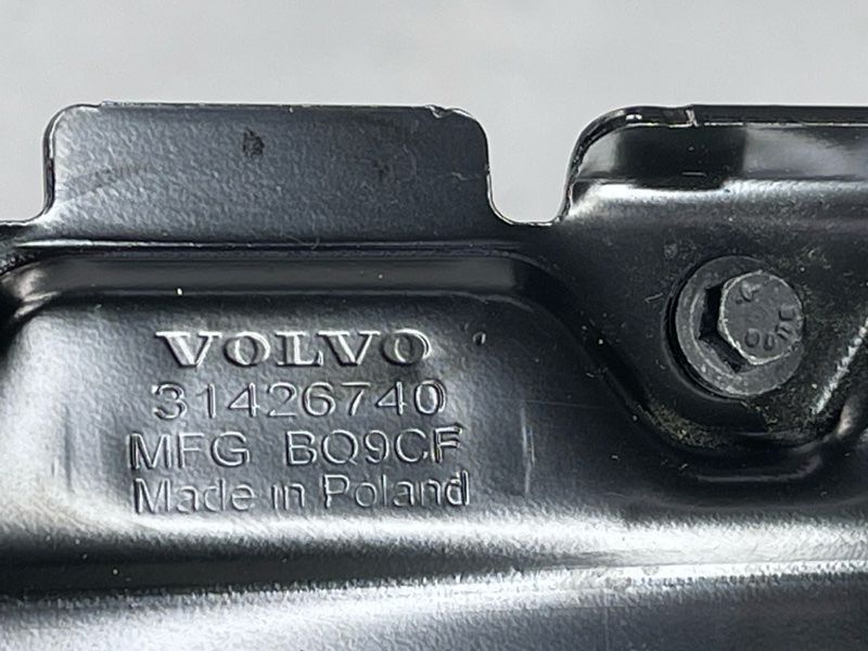 Кронштейн Volvo XC60