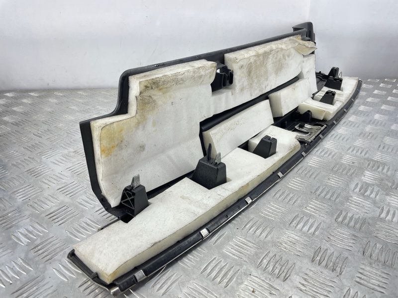 Накладка замка багажника 4M0864483F4PK Audi Q7