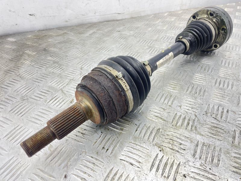 Піввісь 7P0407271C Volkswagen Touareg