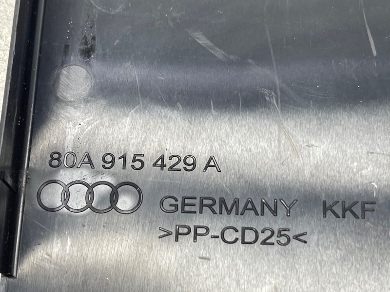 Накладка 80A915429A Audi Q5