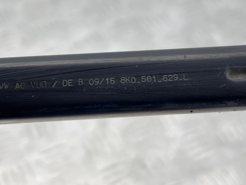 Рычаг задней подвески нижний левый/правый 8K0501529L Audi A7 Audi A4, Audi A4 Allroad, Audi A5, Audi A6, Audi A7, Audi A8, Audi Q5, Audi RS7, Audi S4, Audi S5, Audi S6, Audi S7, Audi S8, Audi SQ5, Porsche Macan