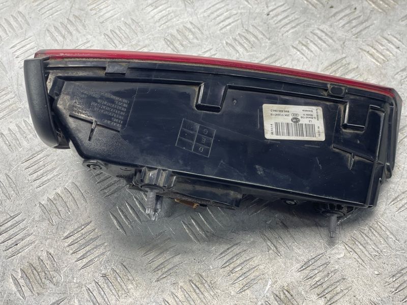 Світлодіодний ліхтар внутрішній правий 8W5945094D Audi A4 Audi A4, Audi S4