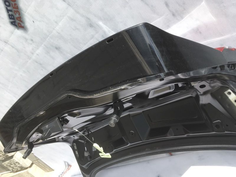 Накладка кришки багажника Ford Fusion