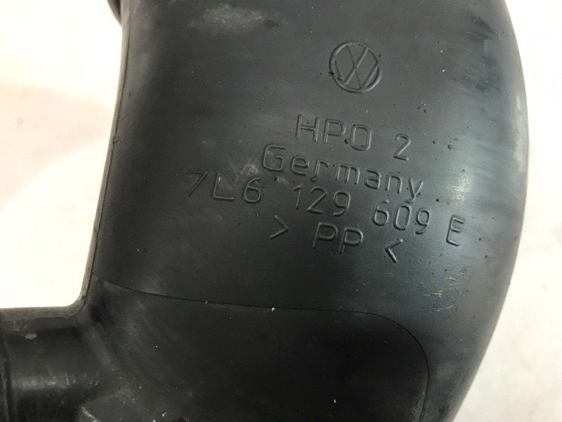 Патрубок повітряного фільтра 7L6129609E Volkswagen Touareg