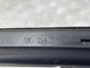 Молдинг лобового скла 8W0854328C9B9 Audi A4 Allroad