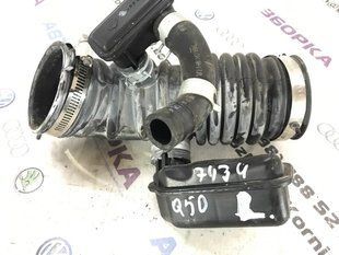 Патрубок повітряного фільтра 165764GB0B Infiniti Q50