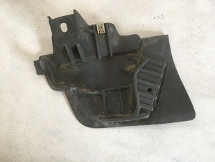Брызговик 5N0854856A Volkswagen Tiguan