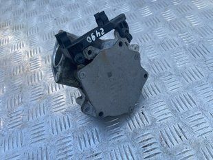 Вакуумний насос 06L145100F Audi A6