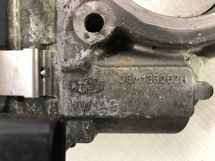 Дроссельная заслонка 06M133062H Audi Q7