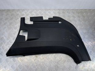 Накладка радіатора 7P6806441A Volkswagen Touareg