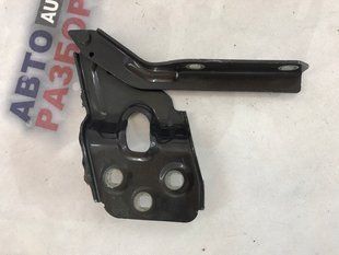 Петля капота 7P6823301 Volkswagen Touareg