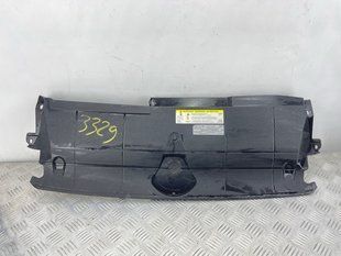 Накладка радиатора 4K0807081 Audi A6