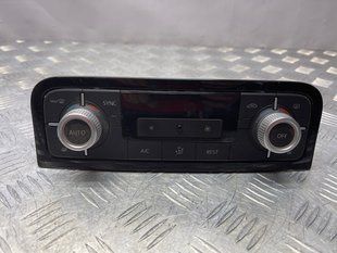 Панель керування клімат-контролем 7P6907040CK Volkswagen Touareg