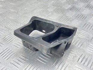 Воздухозаборник Volvo XC60