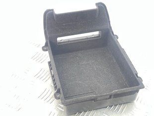 Подлокотник 4K0864981 Audi A6