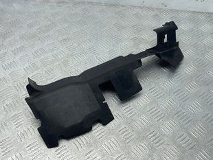 Воздуховод радиатора 3C8121283C Volkswagen CC