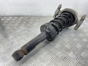 Стійка амортизатора в зборі з пружиною 7P6513029AL Volkswagen Touareg