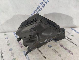 Корпус повітряного фільтра 4G0133836R Audi A6
