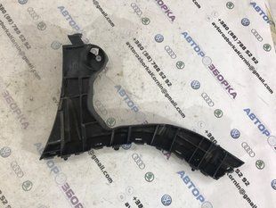 Направляющая / Крепление / Кронштейн бампера 30764698 Volvo XC60