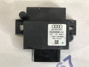 Блок управления топливным насосом 4G0906093E Audi A7