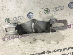 Скоба кришки багажника 31276686 Volvo XC60