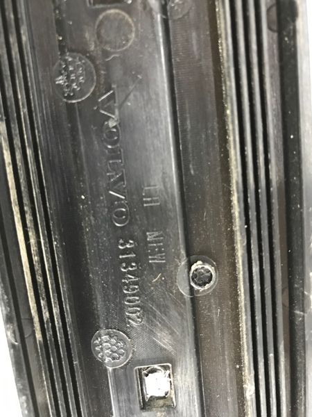 Накладки порога 31349213 Volvo XC60