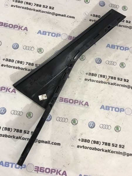 Накладка рами дверей 7P6839903 Volkswagen Touareg
