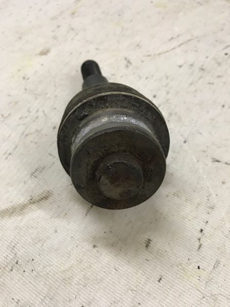 Кульова опора 4H0407689A Audi S8