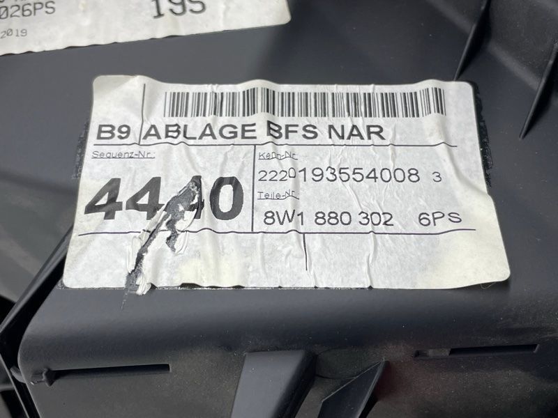 Бардачок / ящик для речей 8W18803026PS Audi A4
