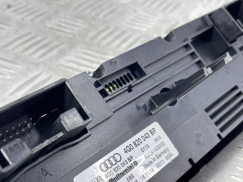 Панель управления климат-контролем 4G0820043BP Audi A6