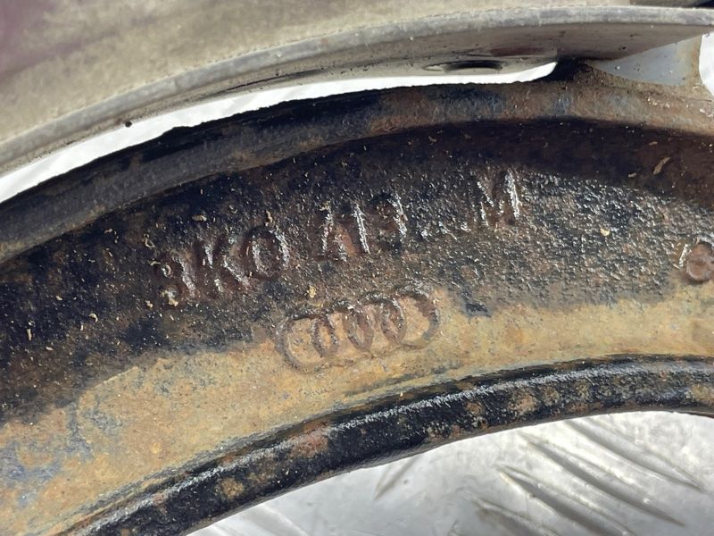 Вилка амортизатора 8K0413038M Audi A8