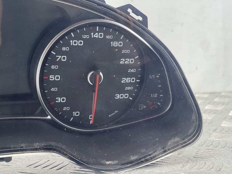 Комбінація приладів 4M0920781B Audi Q7
