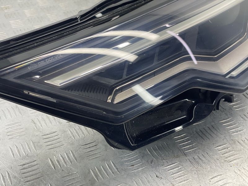 Фара светодиодная с матричным модулем левая 4K0941039B Audi A6 Audi A6, Audi S6