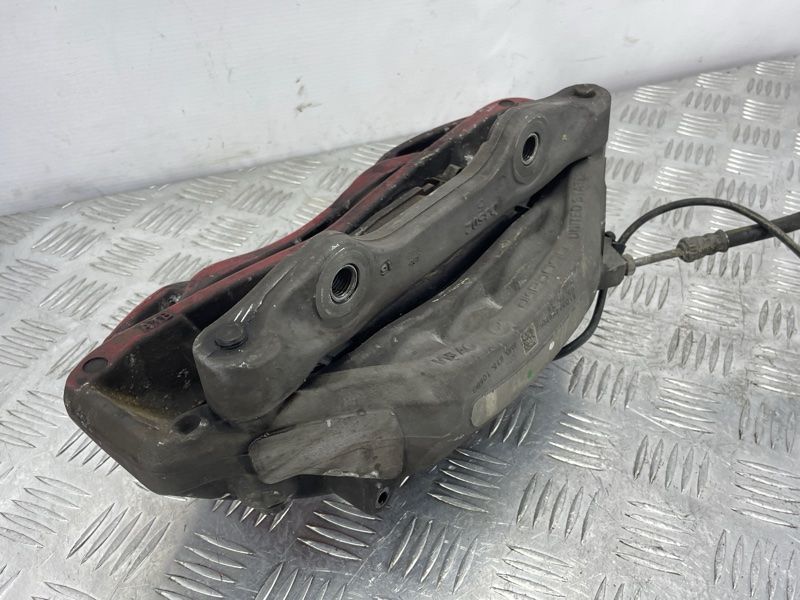 Суппорт тормозной 4M0615106BG Audi Q7