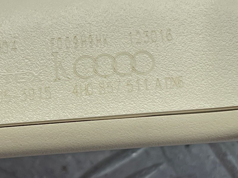 Зеркало заднего вида салона Audi A8
