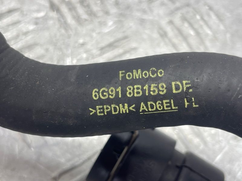 Патрубок системи охолодження 6G918B159DE Volvo XC60