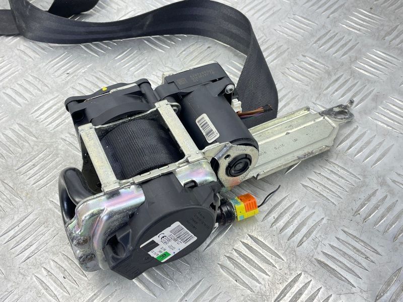 Ремінь безпеки 4M0857620A Audi Q7