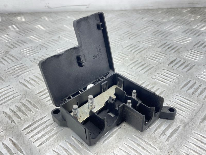 Блок розподільчий 4K0941828 Audi A6