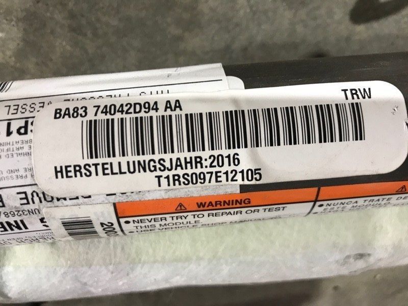 Шторка безопасности боковая / Airbag BA8374042D94AA Ford Flex