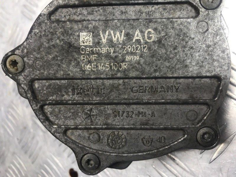 Вакуумный насос 06E145100R Audi A7