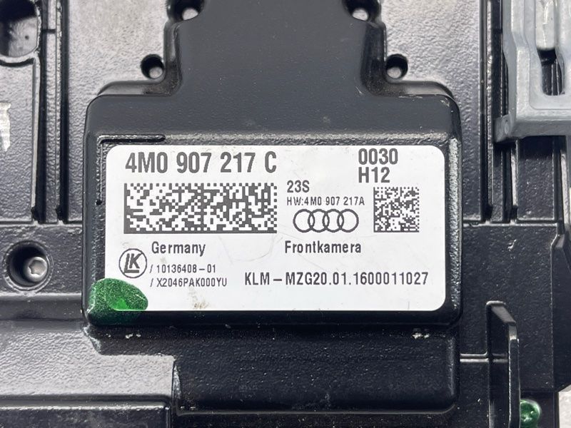 Камера передня 4M0907217C Audi Q7