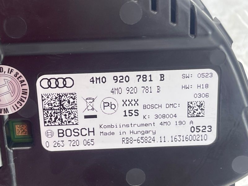 Комбінація приладів 4M0920781B Audi Q7
