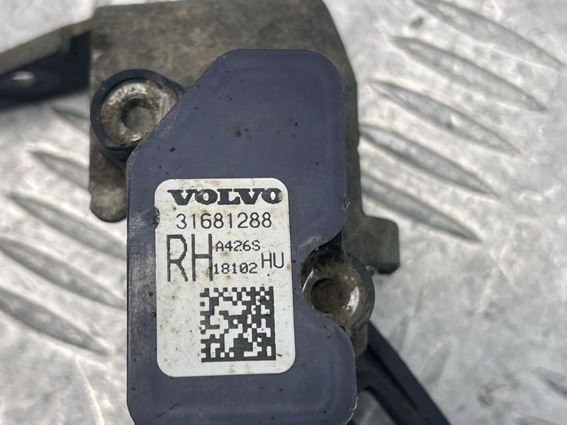 Датчик положення кузова 31681288 Volvo XC60
