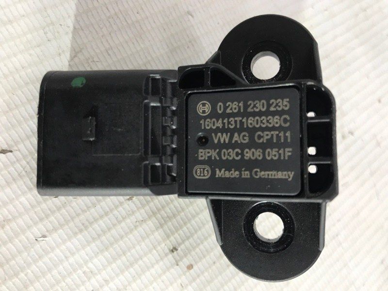 Датчик абсолютного тиску (MAP) 03C906051F Audi A6 Audi A4, Audi A5, Audi A6, Audi A7, Audi A8, Audi Q5, Audi Q7, Audi RS5, Audi S4, Audi S5, Audi SQ5, Volkswagen Beetle, Volkswagen Golf, Volkswagen Jetta, Volkswagen Passat, Volkswagen Rabbit, Volkswagen Touareg