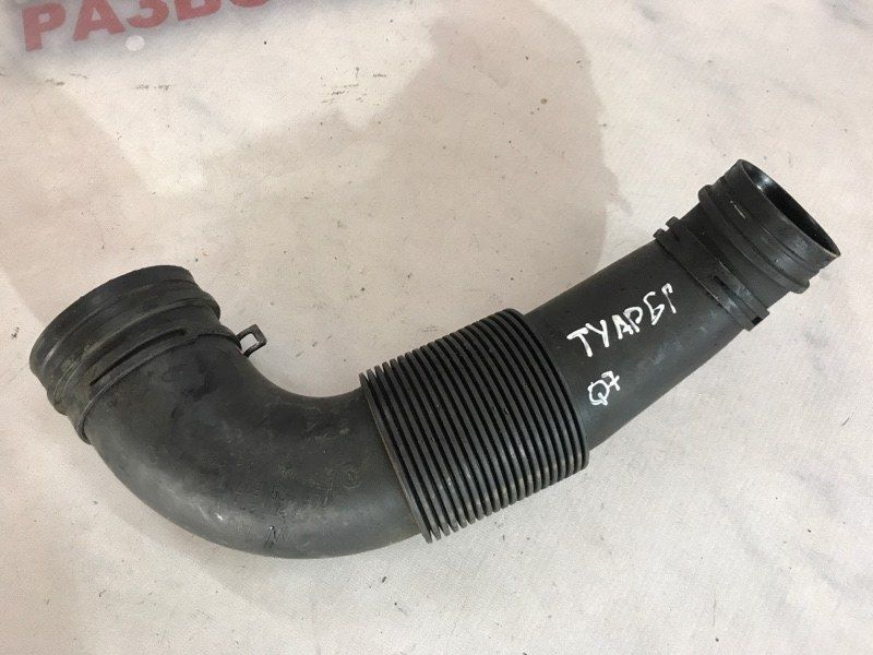 Патрубок воздушного фильтра 7L6129627J Volkswagen Touareg