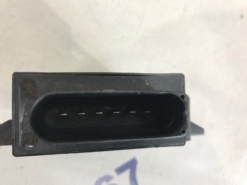Блок управления топливным насосом 4G0906093E Audi A7