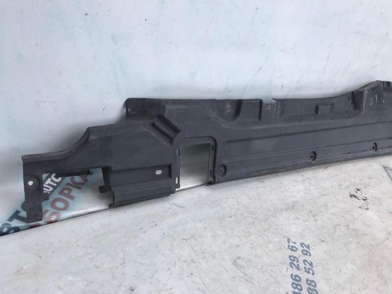 Защита / Облицовка днища 7P0825201A Volkswagen Touareg