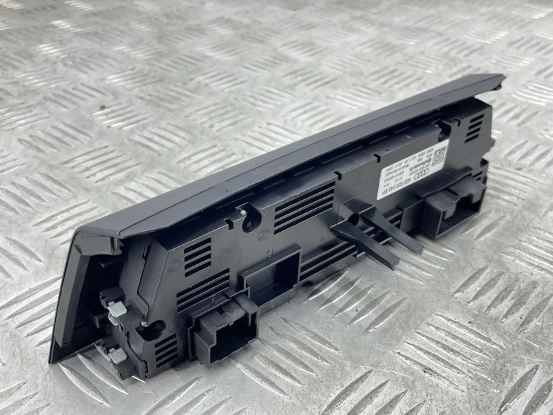 Панель управления климат-контролем 4G0820043BP Audi A6